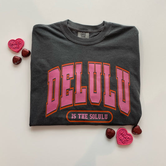 Delulu Tee & Crew